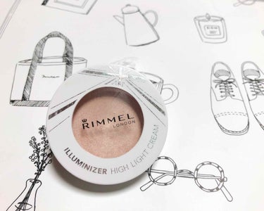 RIMMEL   イルミナイザー001ピュアベージュ
3g    ¥1200（税抜）

わたしの一軍コスメです😍
綺麗なツヤのでるハイライトないかなと
探していたところたどり着きました！

001は、肌