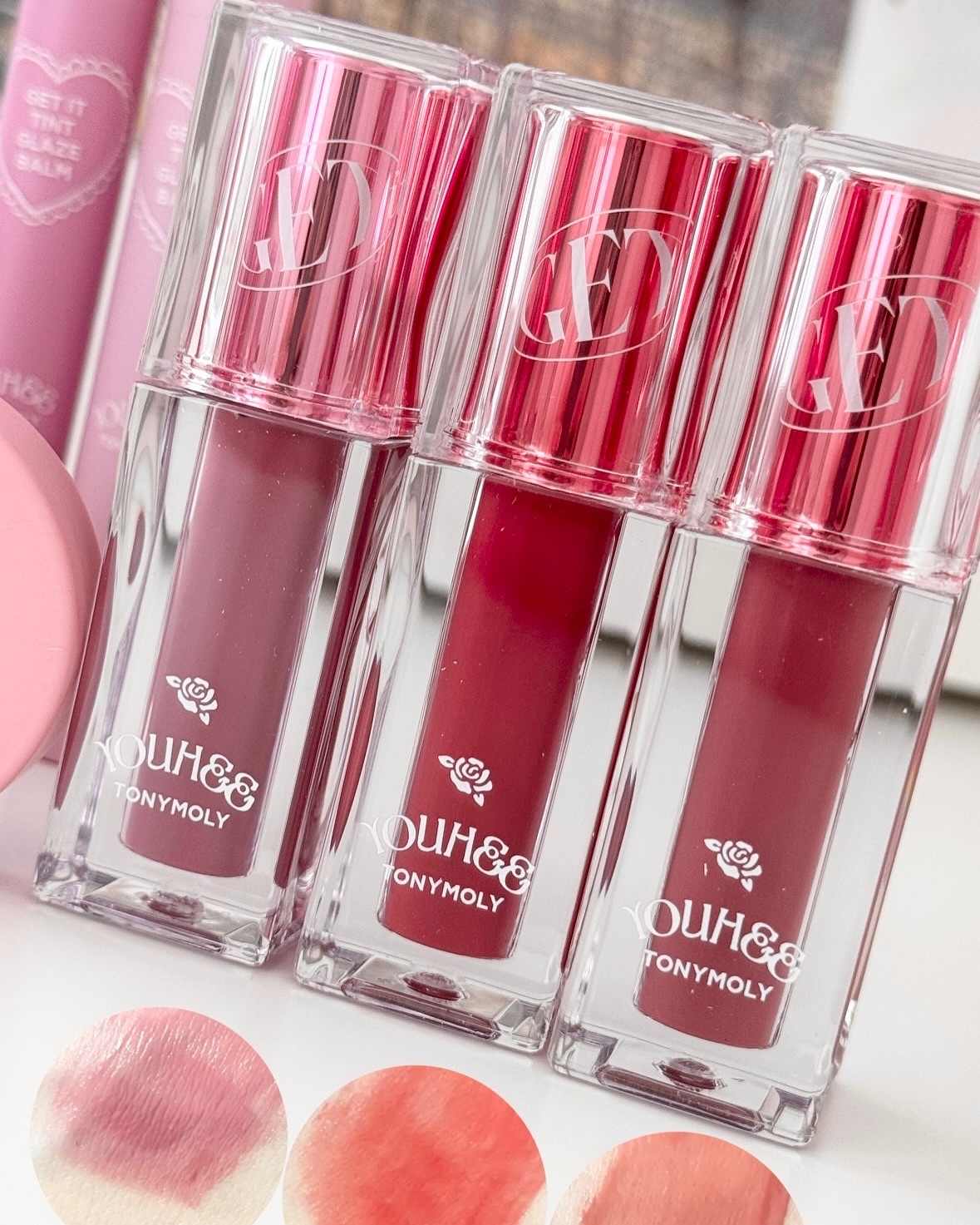 ゲットイットティント ウォーターフルバター 01 Berry Chou ベリーシュ/TONYMOLY/リップティントを使ったクチコミ（2枚目）