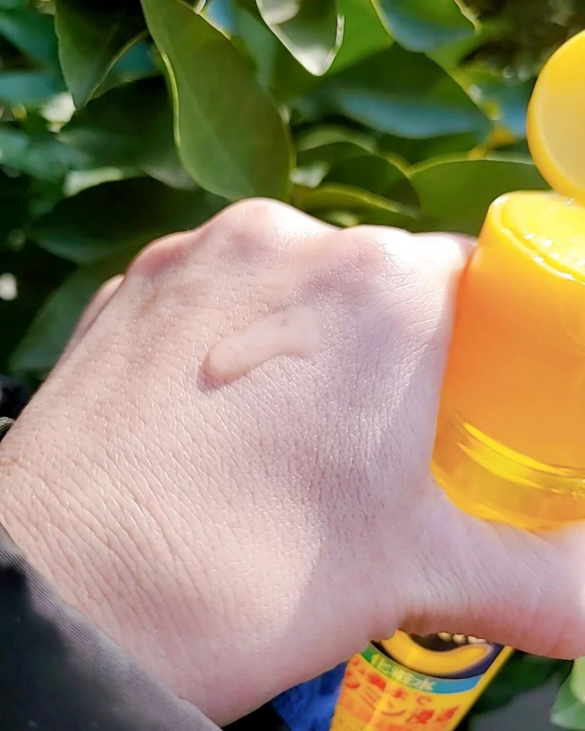 メラノCC メラノCC Men 薬用しみ対策美白化粧水のクチコミ「⁡
⁡"男性の毛穴の黒ずみって
女性は意外と見ているもの🤐
毛穴の黒ずみは長年のシミが原因💦
.....」（3枚目）