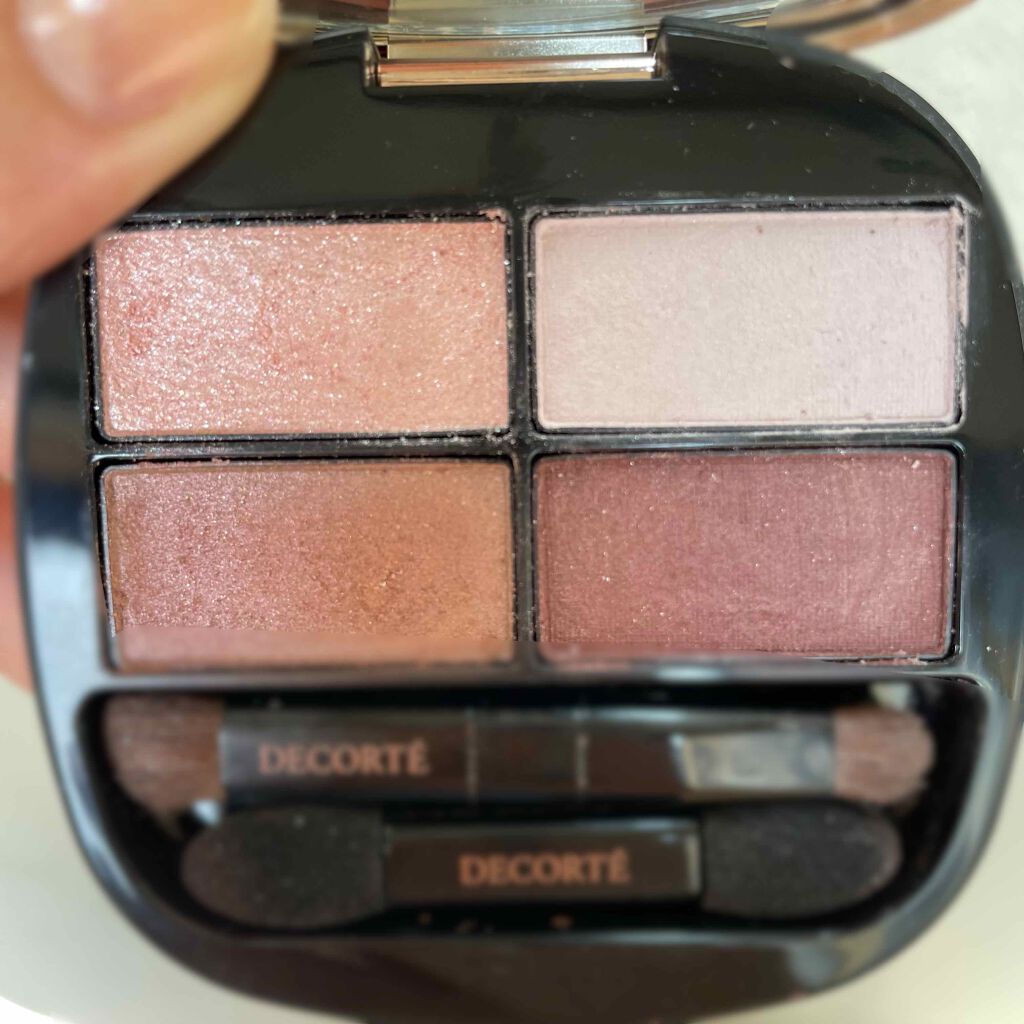 コントゥアリング アイシャドウ/DECORTÉ/アイシャドウパレットを使ったクチコミ(2枚目)
