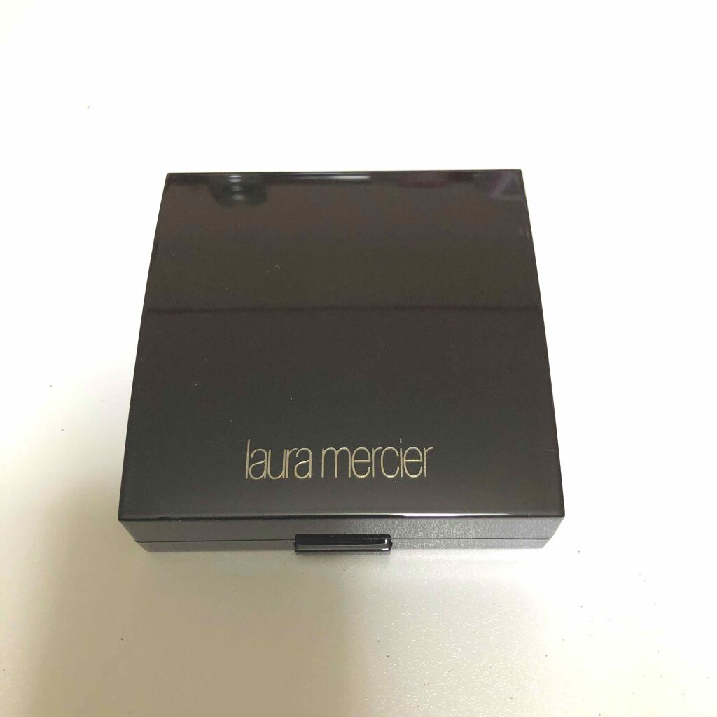 マットラディアンス ベイクドパウダー ハイライト01/ローラ メルシエ/パウダーハイライトを使ったクチコミ(1枚目)