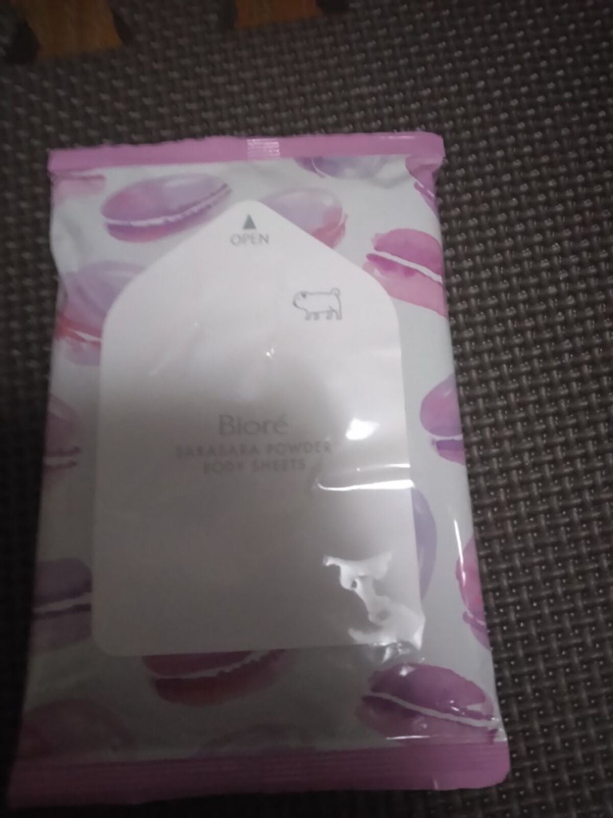 さらさらパウダーシート さわやかせっけんの香り/ビオレ/ボディシートを使ったクチコミ(1枚目)