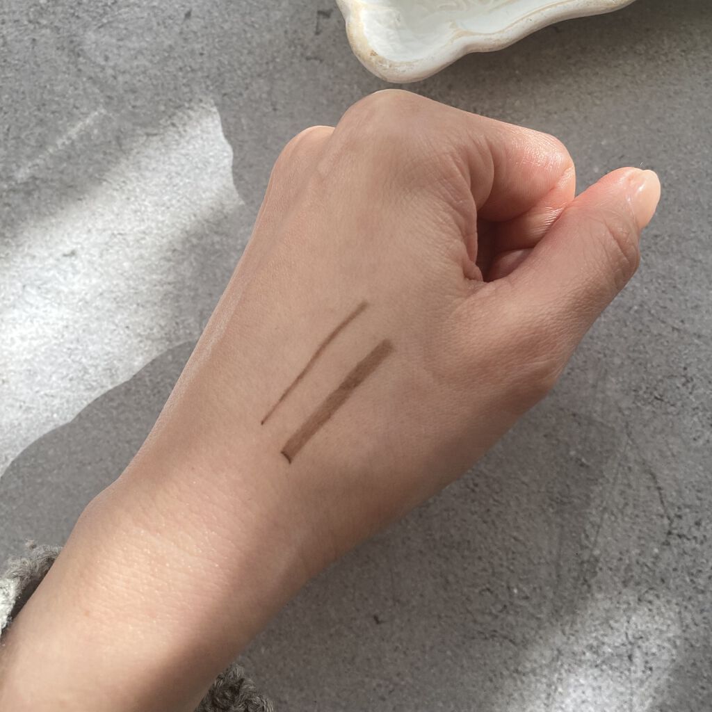 「密着アイライナー」クリームペンシル/デジャヴュ/ペンシルアイライナーを使ったクチコミ（3枚目）