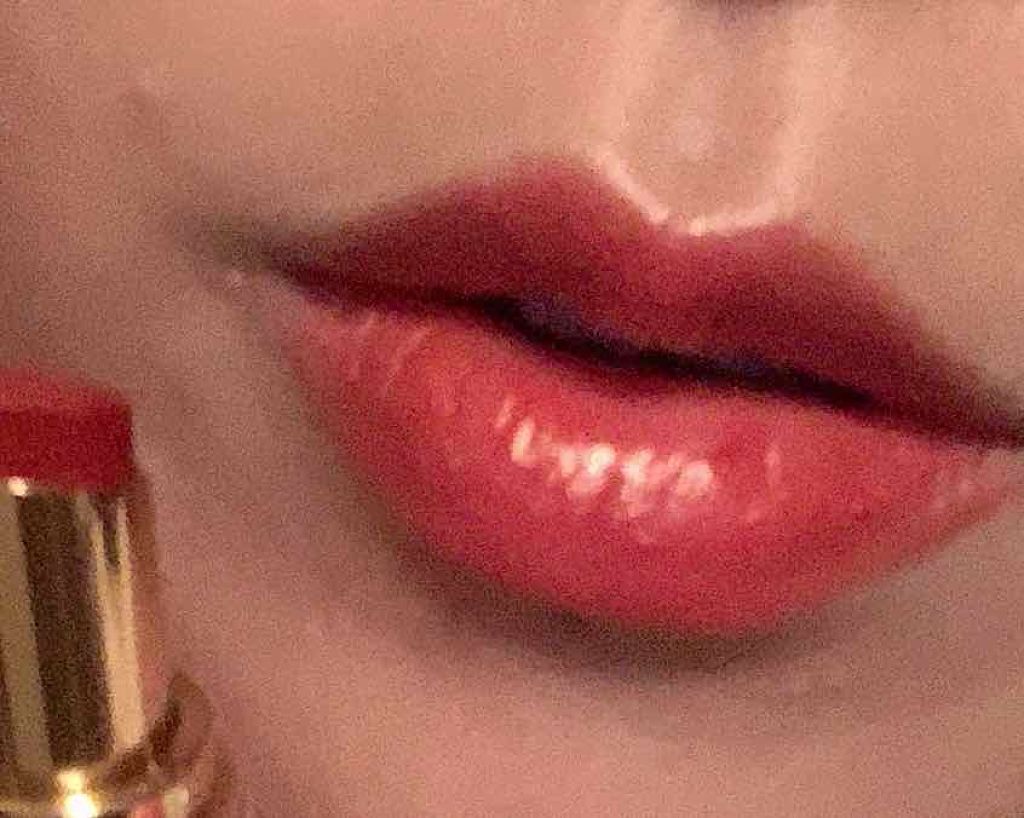 ルージュ ヴォリュプテ シャイン/YVES SAINT LAURENT BEAUTE/口紅を使ったクチコミ(3枚目)