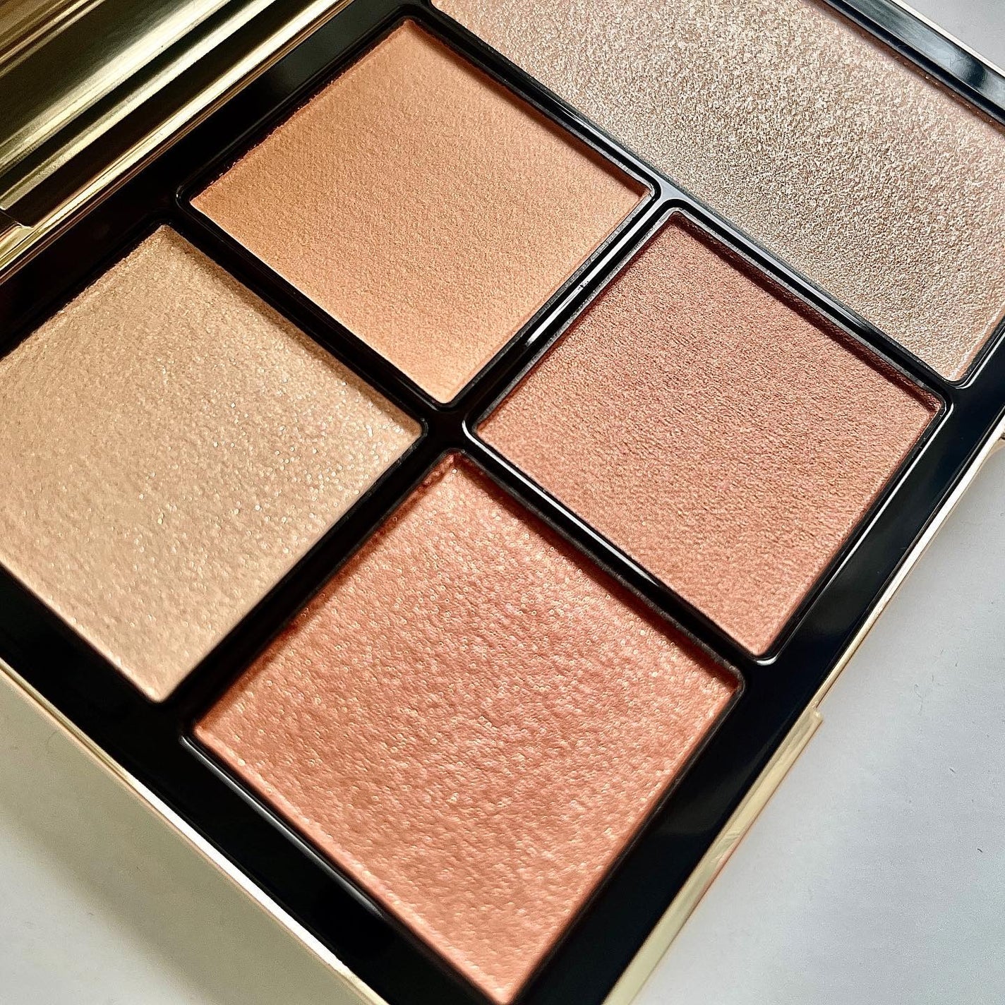 フェイス スタイリスト/SNIDEL BEAUTY/アイシャドウパレットを使ったクチコミ(2枚目)