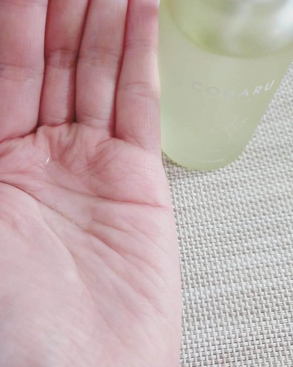 スタイリングオイル<タイト&ウェット>/COHARU/ヘアオイルを使ったクチコミ(3枚目)