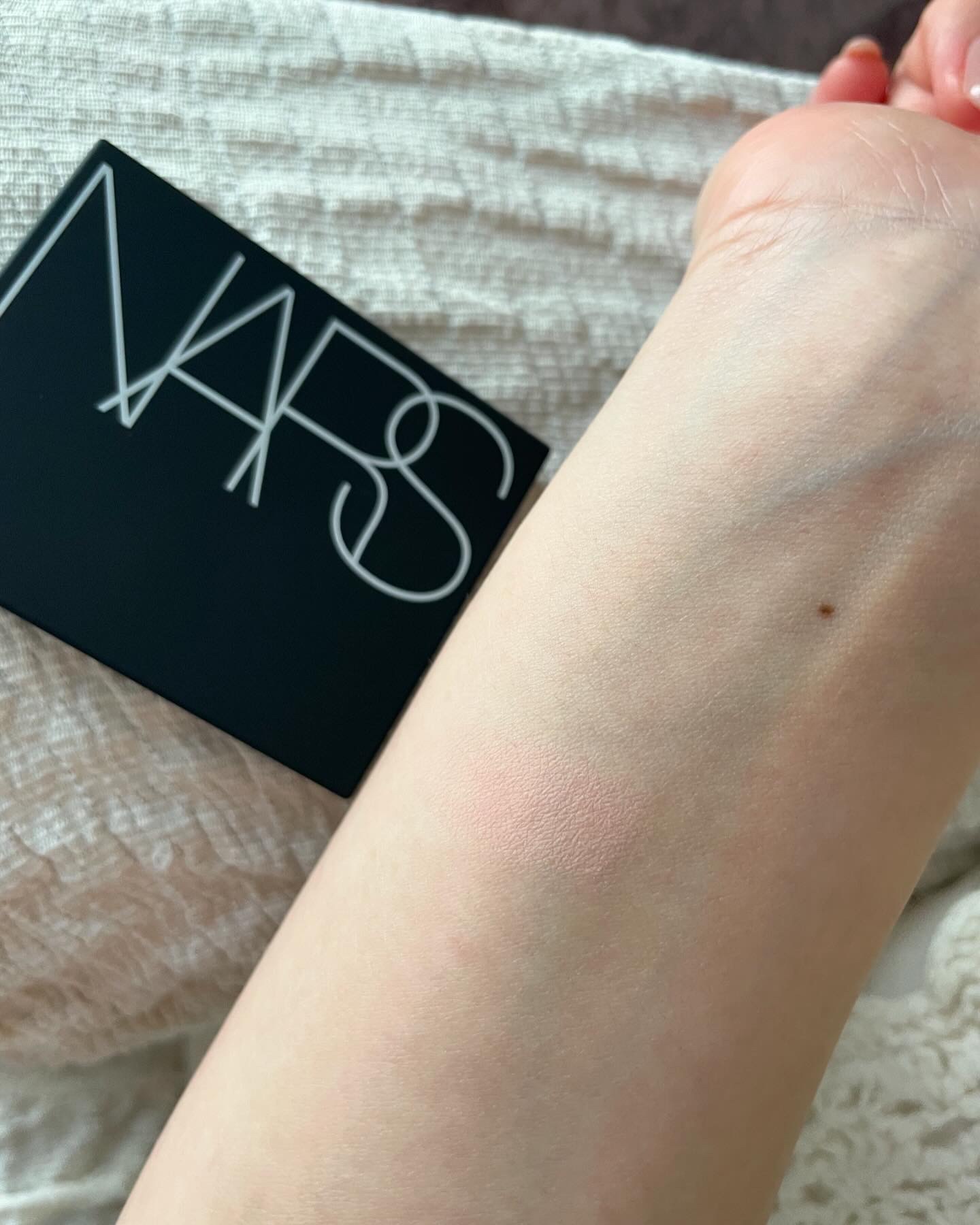 ブラッシュ N 920 SEX APPEAL/NARS/パウダーチークを使ったクチコミ（3枚目）