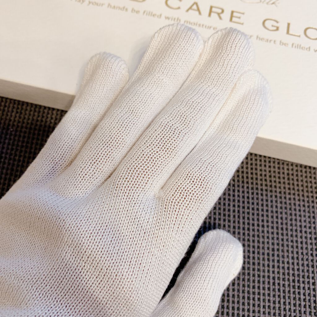 EBiS原液美容液をしみ込ませたシルク手袋/EBiS化粧品/ボディグッズを使ったクチコミ(3枚目)