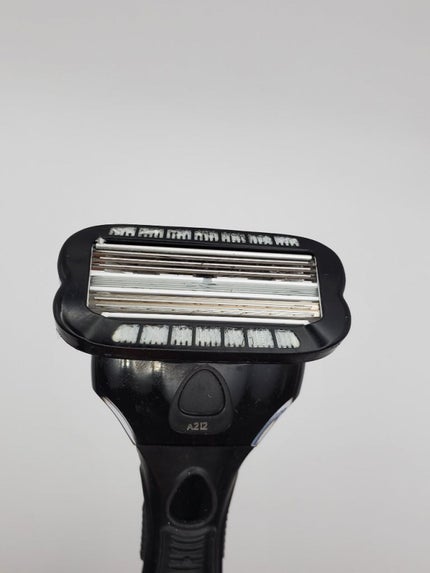 カズ on LIPS 「【シックハイドロ ボディグルーマー】ライザップとの共同開発で製..」(4枚目)