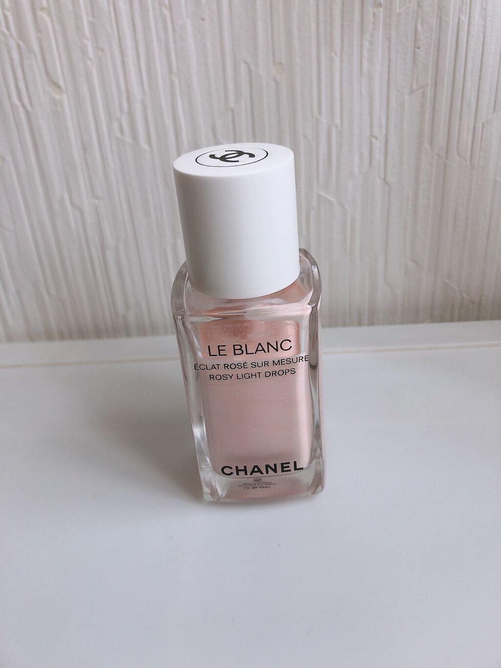 ル ブラン ロージー ドロップス/CHANEL/リキッドハイライトを使ったクチコミ(1枚目)
