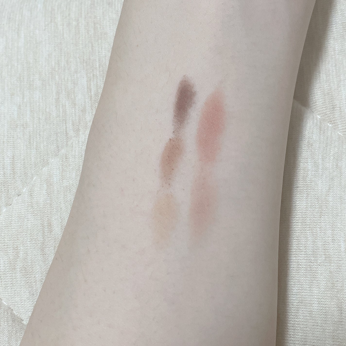 デザイニングアイブロウ3D(デュアルカラー)/KATE/パウダーアイブロウを使ったクチコミ(3枚目)