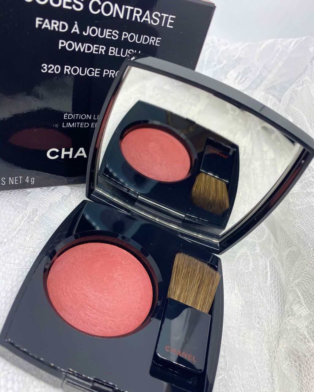 ジュ コントゥラスト 320 ルージュ プロフォン/CHANEL/パウダーチークを使ったクチコミ（2枚目）