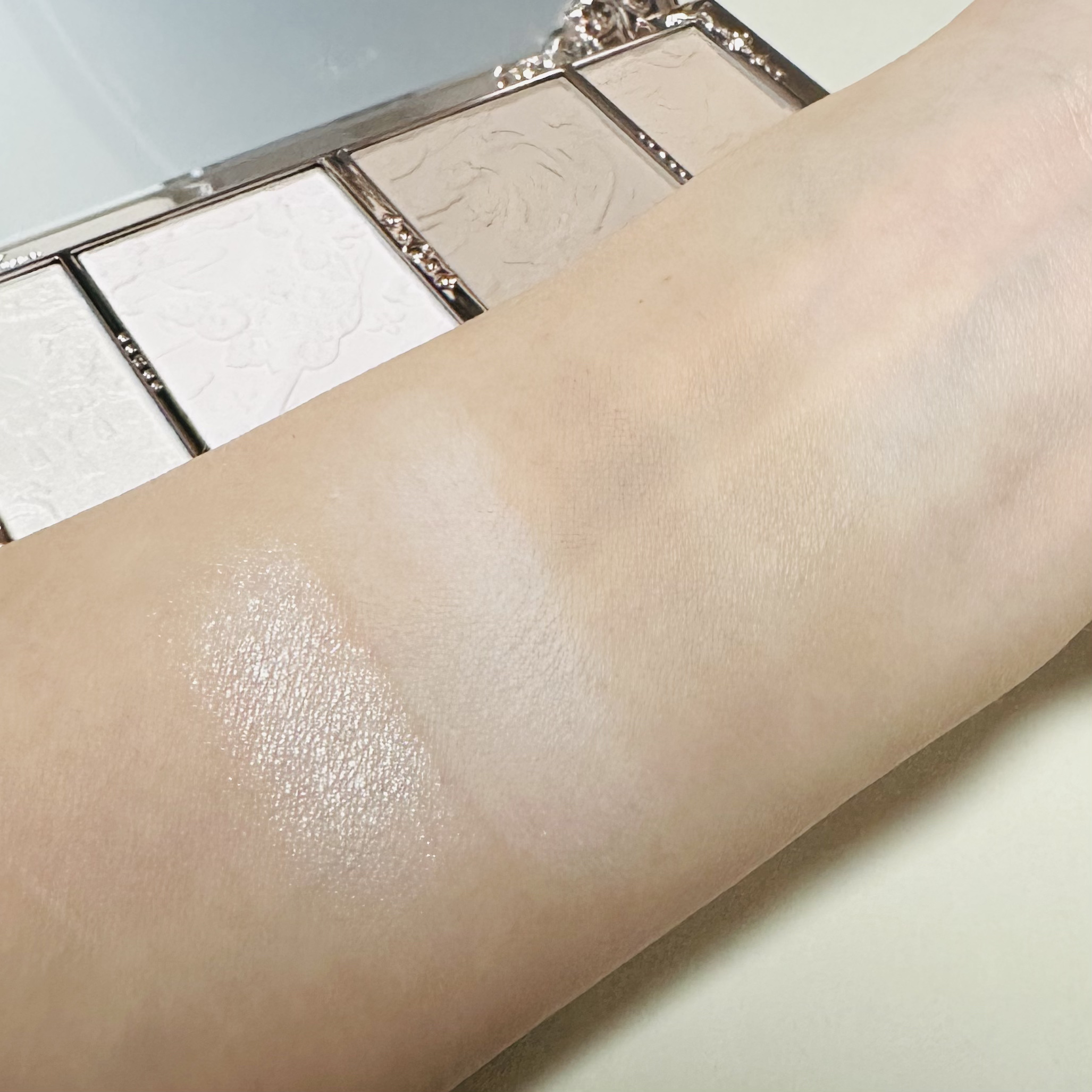 胡蝶雲肩 シェーディングパレット/FlowerKnows/シェーディングを使ったクチコミ（3枚目）