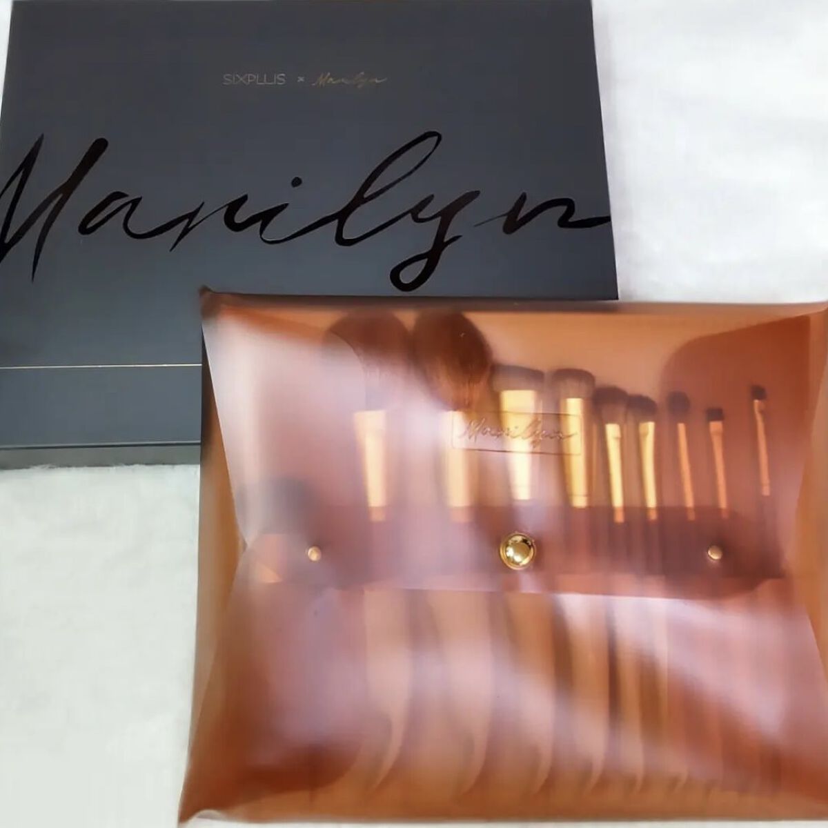 SIXPLUS X MARILYN 10本メイクアップブラシセット/SIXPLUS/メイクブラシを使ったクチコミ（1枚目）
