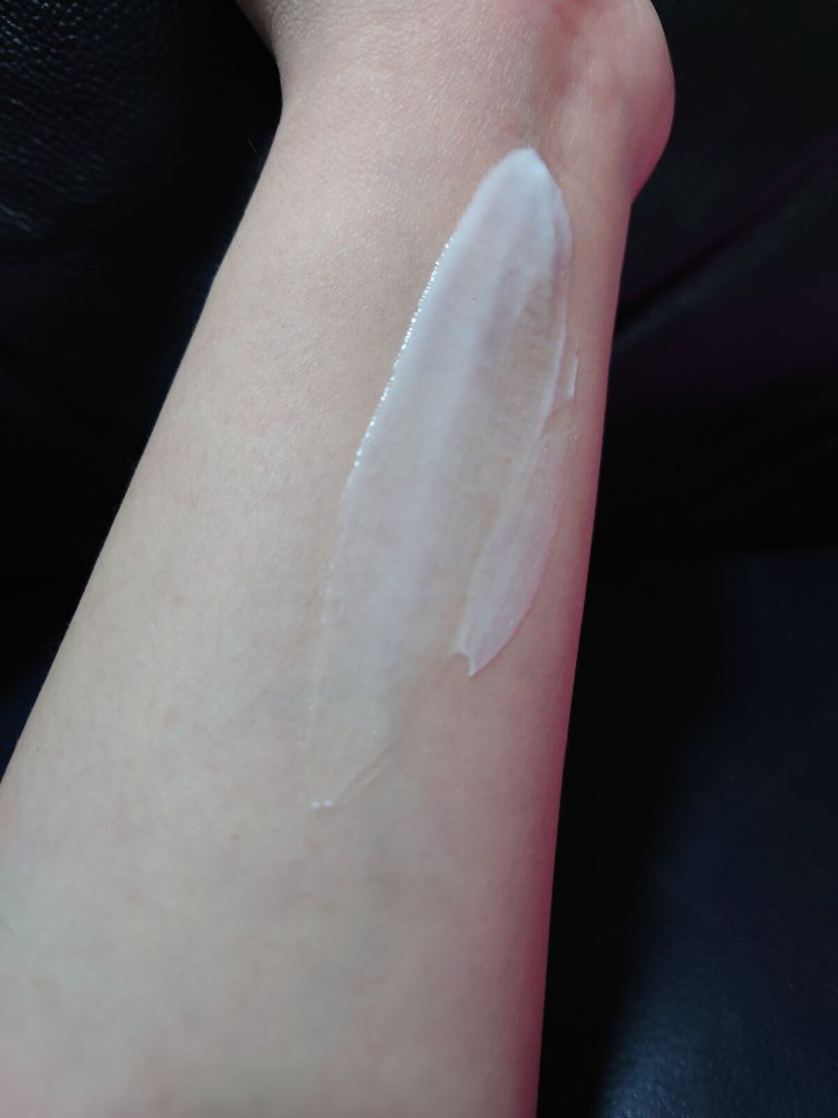 グーテナハト ボディクリーム ホップ＆バレリアンの香り/クナイプ/ボディクリームを使ったクチコミ（3枚目）