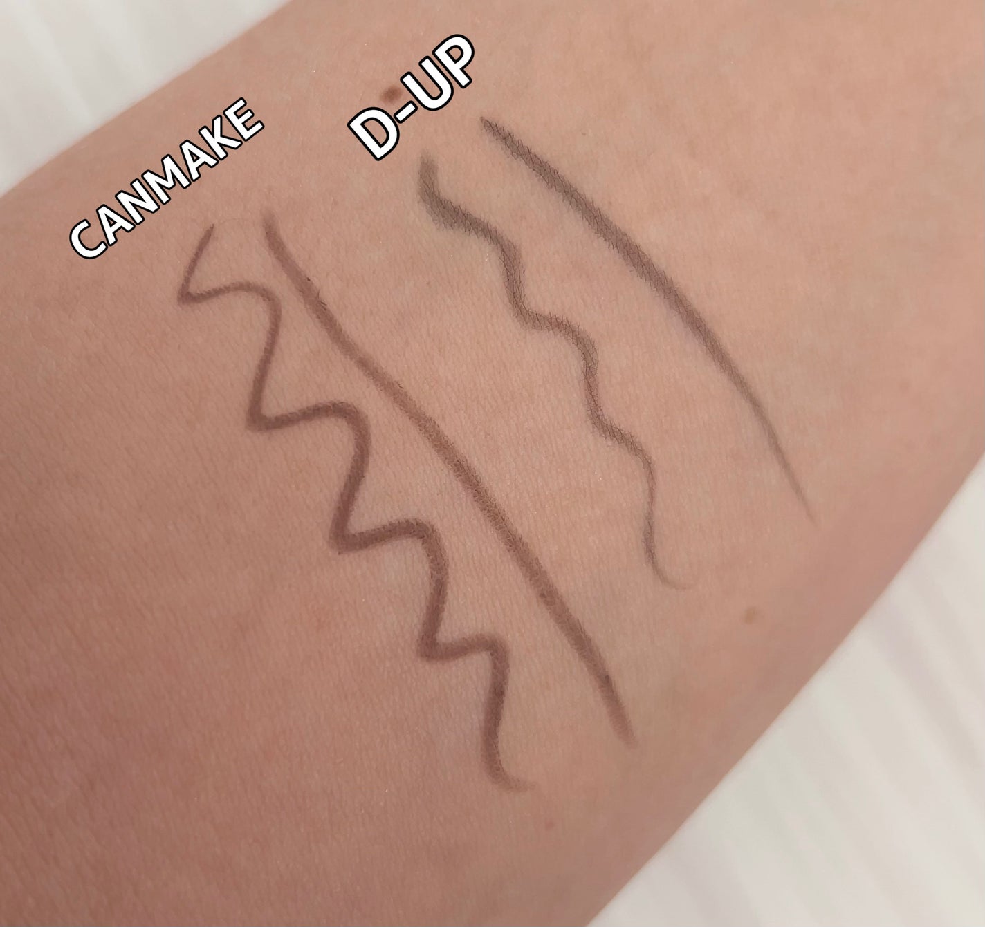 クリーミータッチライナー/キャンメイク/ジェルアイライナーを使ったクチコミ(2枚目)