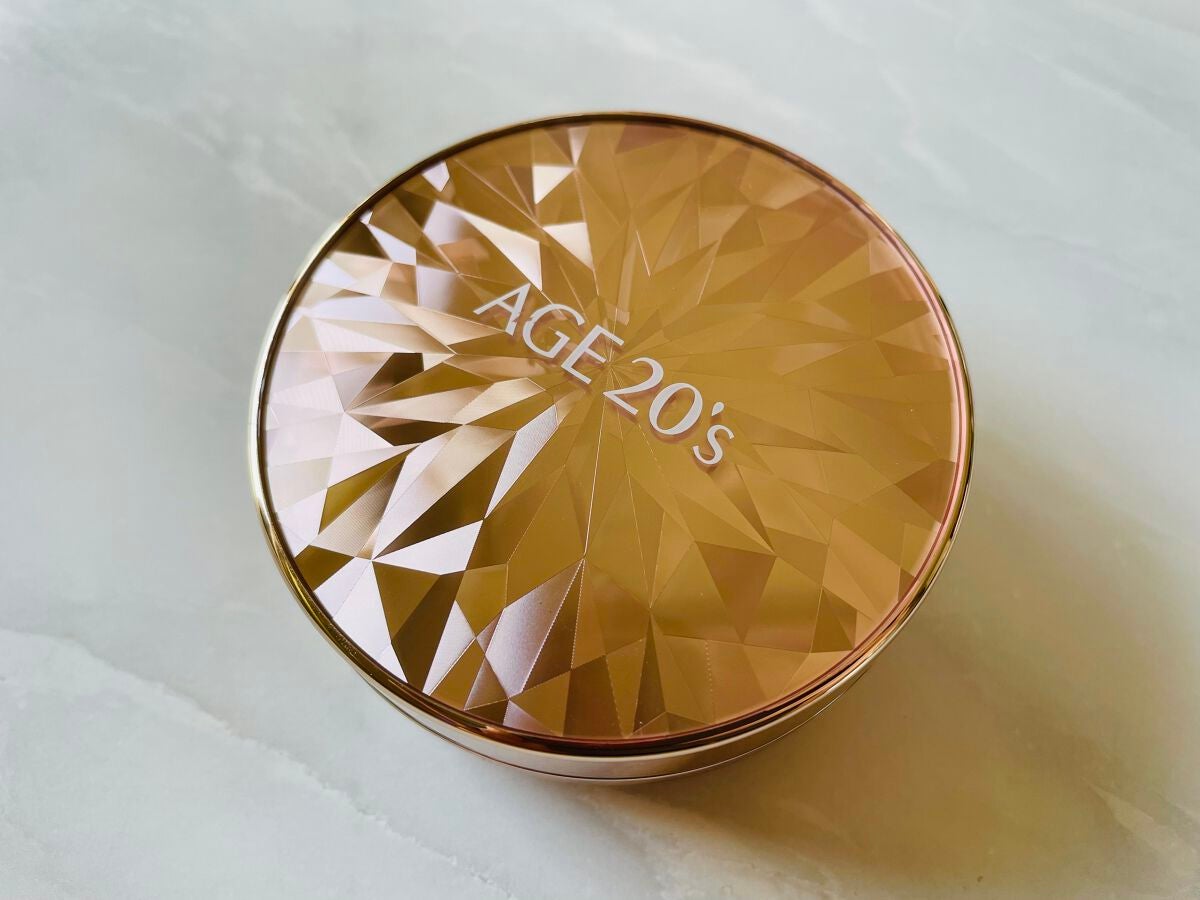 エッセンス カバー パクト モイスチャー/AGE20’s/リキッドファンデーションを使ったクチコミ(2枚目)