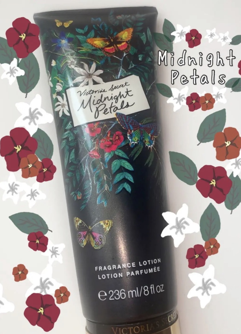 \甘い香りに包み込まれる𓈒𓏸𓐍/



今回は
Victoria's Secret
Midnight Petals
を紹介していきます♡



｡・ﾟ・。｡・ﾟ・。｡・ﾟ・。｡・ﾟ・｡・ﾟ・。



Victoria's Secret