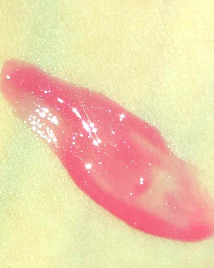 クレ・ド・ポー ボーテ ブリアンアレーブルエクラ/クレ・ド・ポー ボーテ/リップグロスを使ったクチコミ(4枚目)