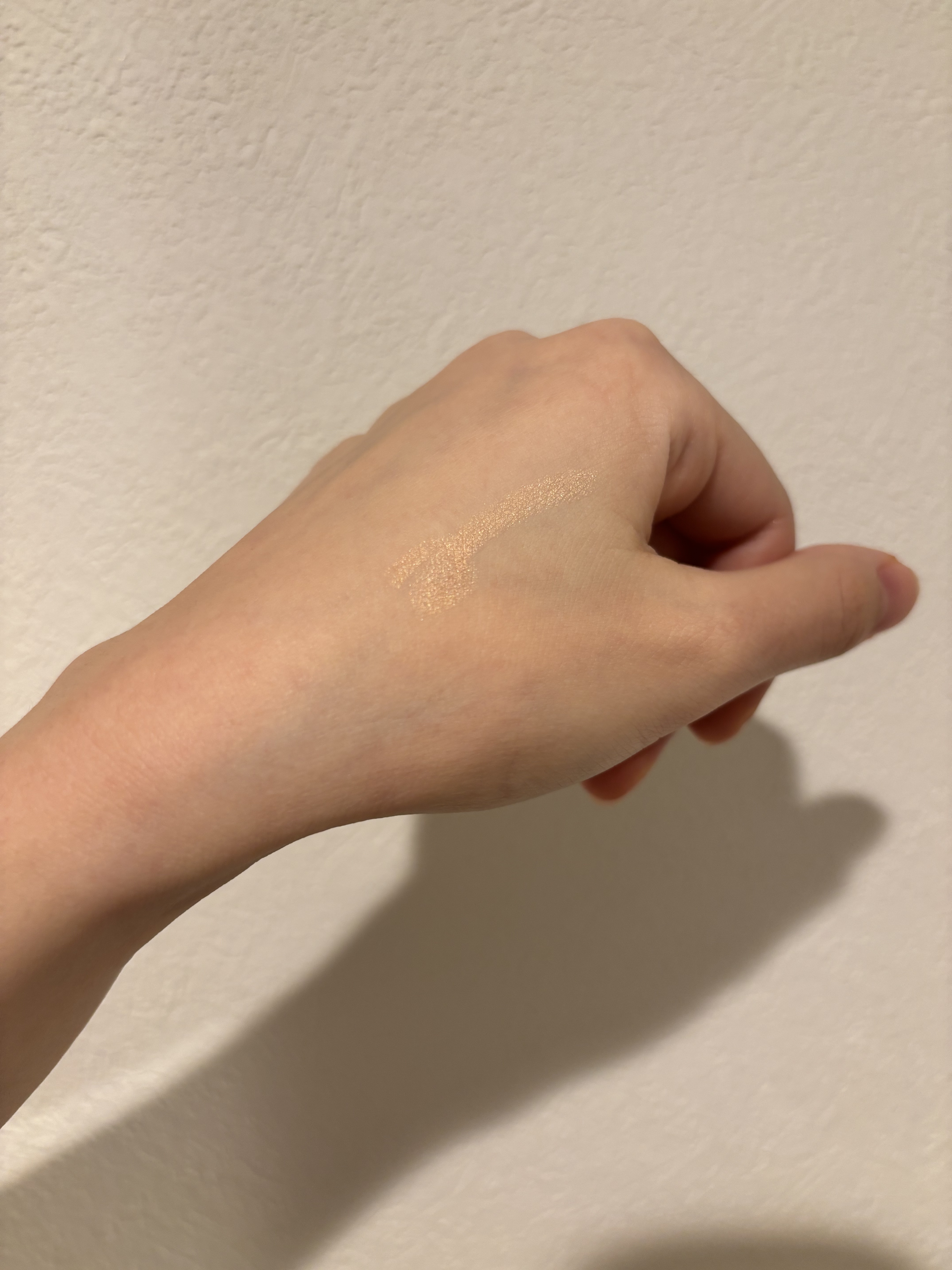 アイムスティックシャドウシマー 002 ピーチコロネット/i’m meme/スティックアイシャドウを使ったクチコミ（3枚目）