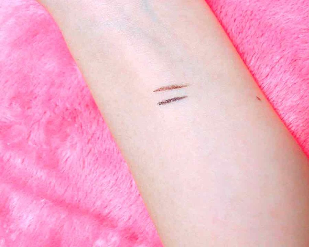 モテライナー リキッド/UZU BY FLOWFUSHI/リキッドアイライナーを使ったクチコミ(2枚目)