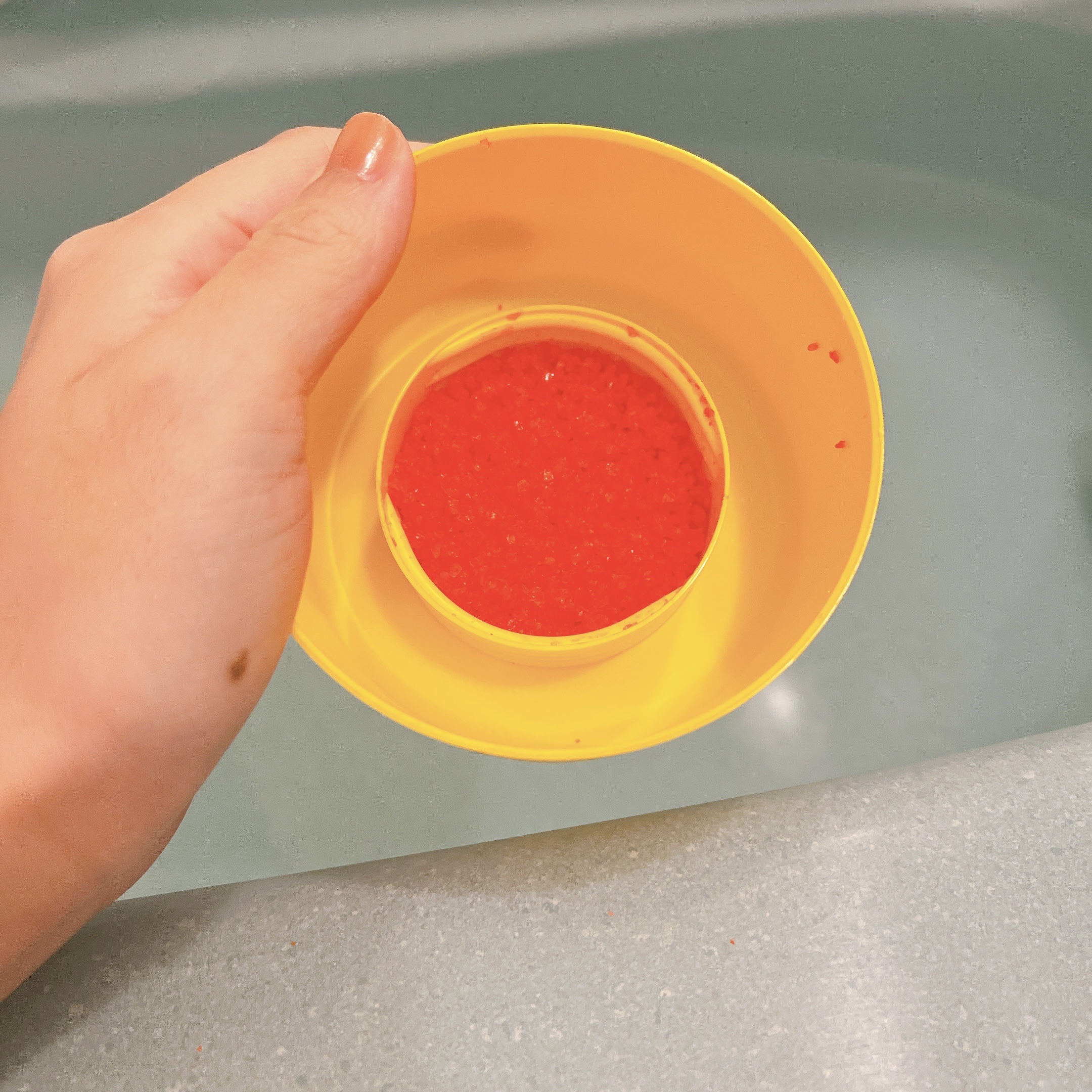 クナイプ バスソルト バニラ＆ハニーの香り/クナイプ/無機塩系入浴剤を使ったクチコミ（2枚目）