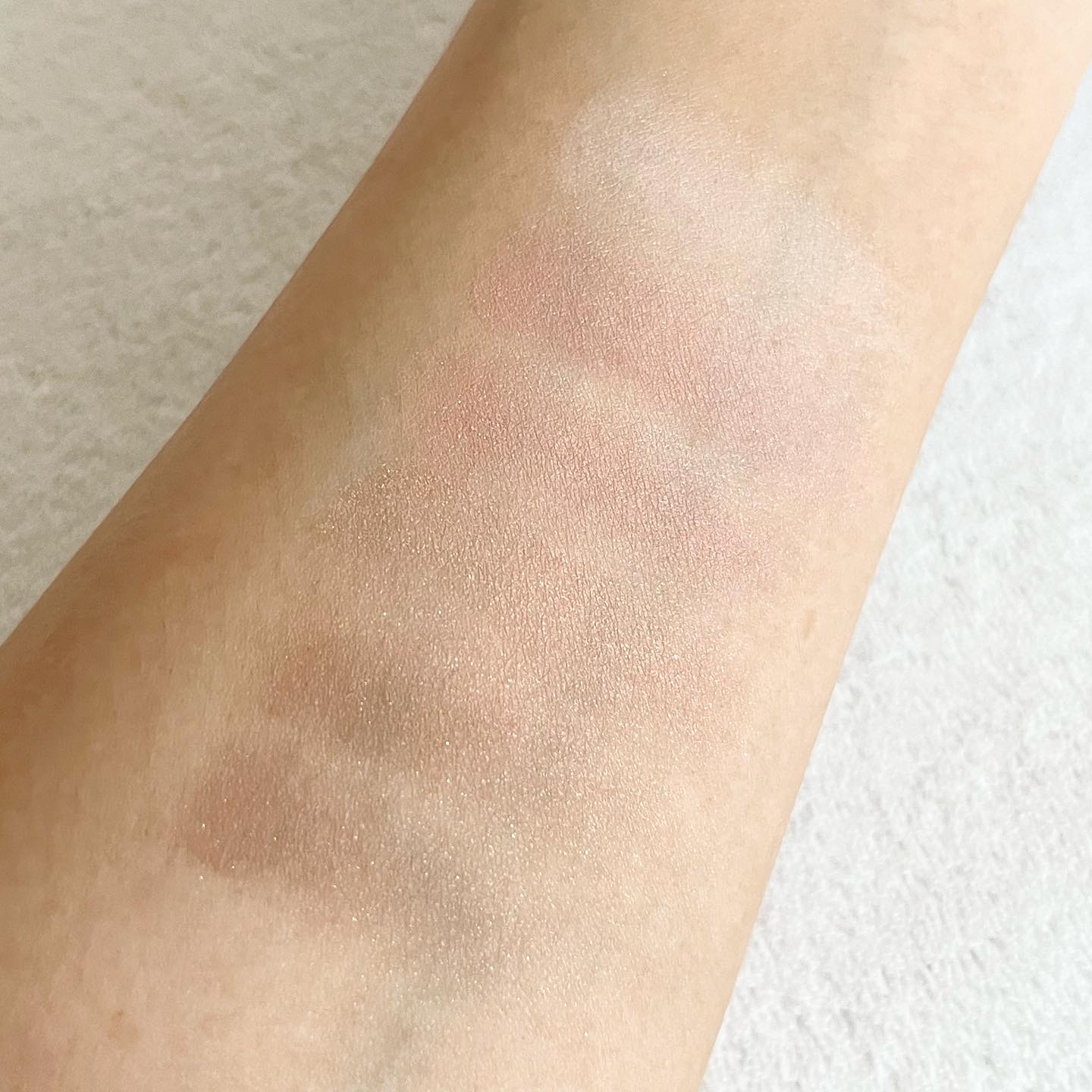 デイリームードアイシャドウパレット 02 COMPLETED BROWN/MAD PEACH/アイシャドウパレットを使ったクチコミ（2枚目）