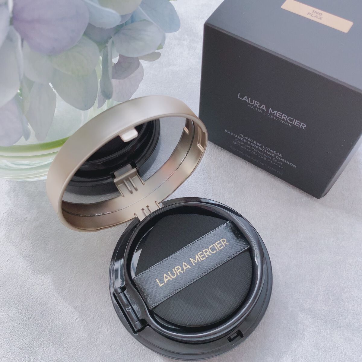 フローレス ルミエール ラディアンス パーフェクティング クッション/ローラ メルシエ/クッションファンデーションを使ったクチコミ(2枚目)