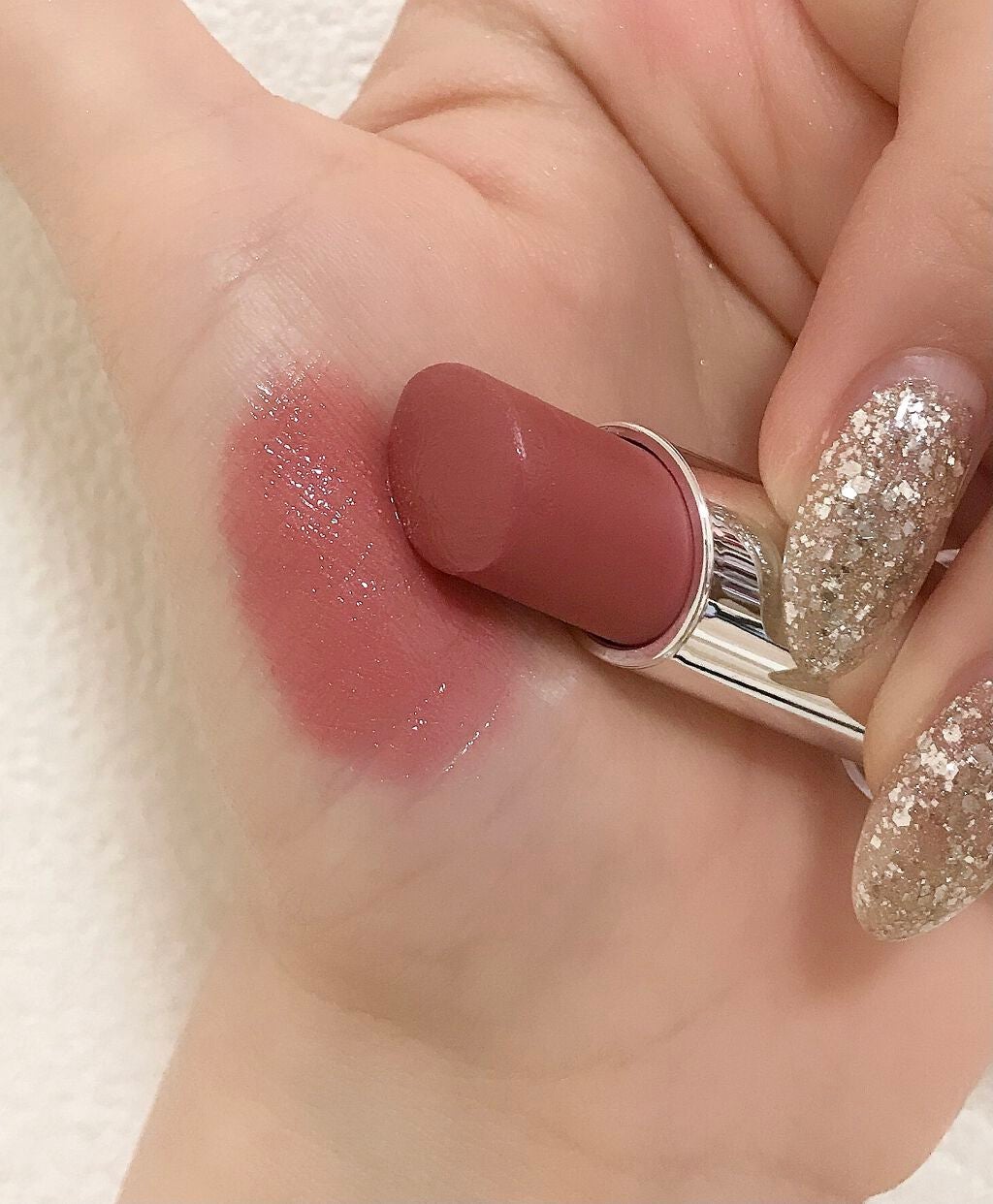 ラスティンググロスリップ/CEZANNE/口紅を使ったクチコミ(2枚目)