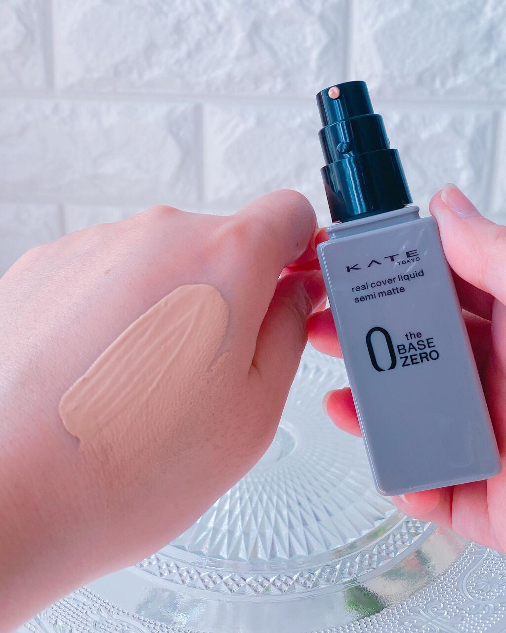 リアルカバーリキッド(セミマット)/KATE/リキッドファンデーションを使ったクチコミ(3枚目)