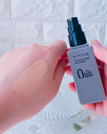リアルカバーリキッド(セミマット)/KATE/リキッドファンデーションを使ったクチコミ(3枚目)