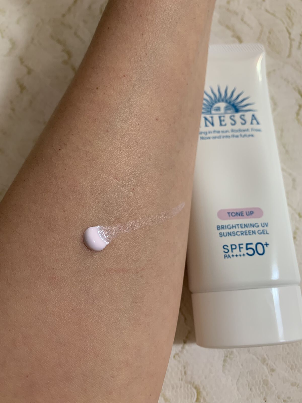 ブライトニングUV ジェル N/アネッサ/化粧下地を使ったクチコミ（1枚目）