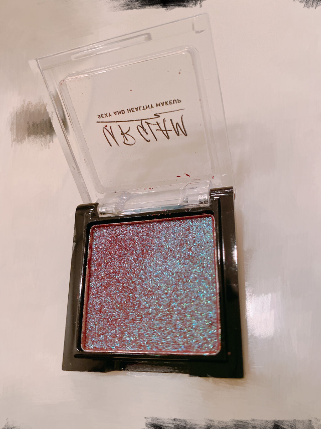 UR GLAM　POWDER EYESHADOW/U R GLAM/単色アイシャドウを使ったクチコミ（3枚目）