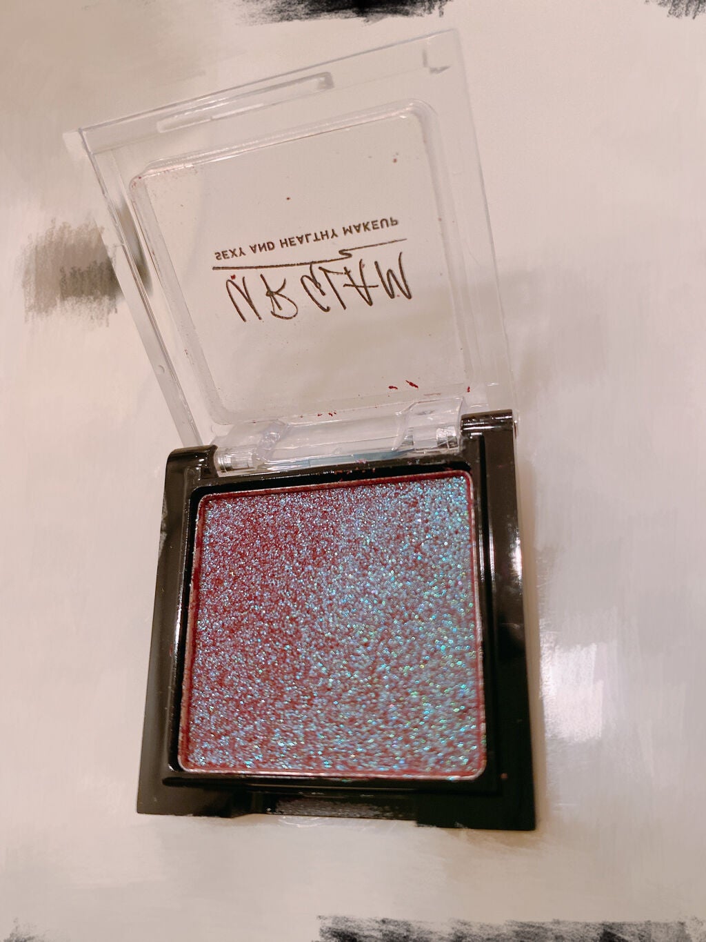 UR GLAM POWDER EYESHADOW/U R GLAM/単色アイシャドウを使ったクチコミ(3枚目)