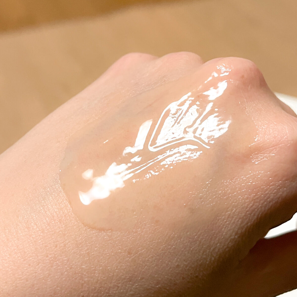 雪肌精みやび サイクレイター Ｂのクチコミ「雪肌精みやび　サイクレイター Ｂ

ジェルのような 導入美白美容液✨

" ぷるん "  とし.....」（3枚目）