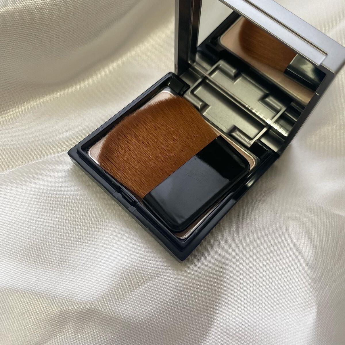 &be ルミナイジングパウダー/&be/パウダーハイライトを使ったクチコミ(3枚目)