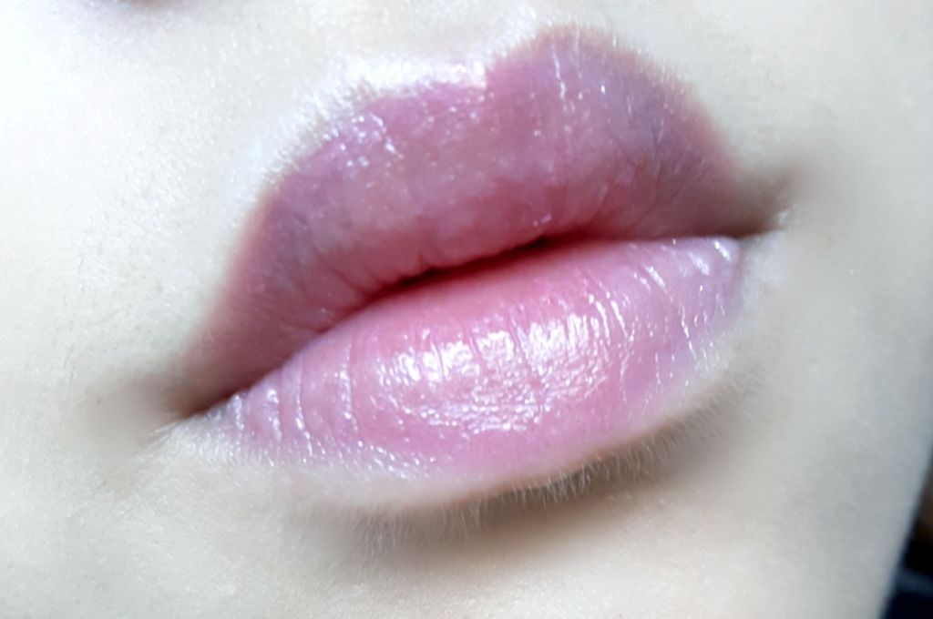 グラムシャイン バーミーグロス/ロレアル パリ/口紅を使ったクチコミ(2枚目)