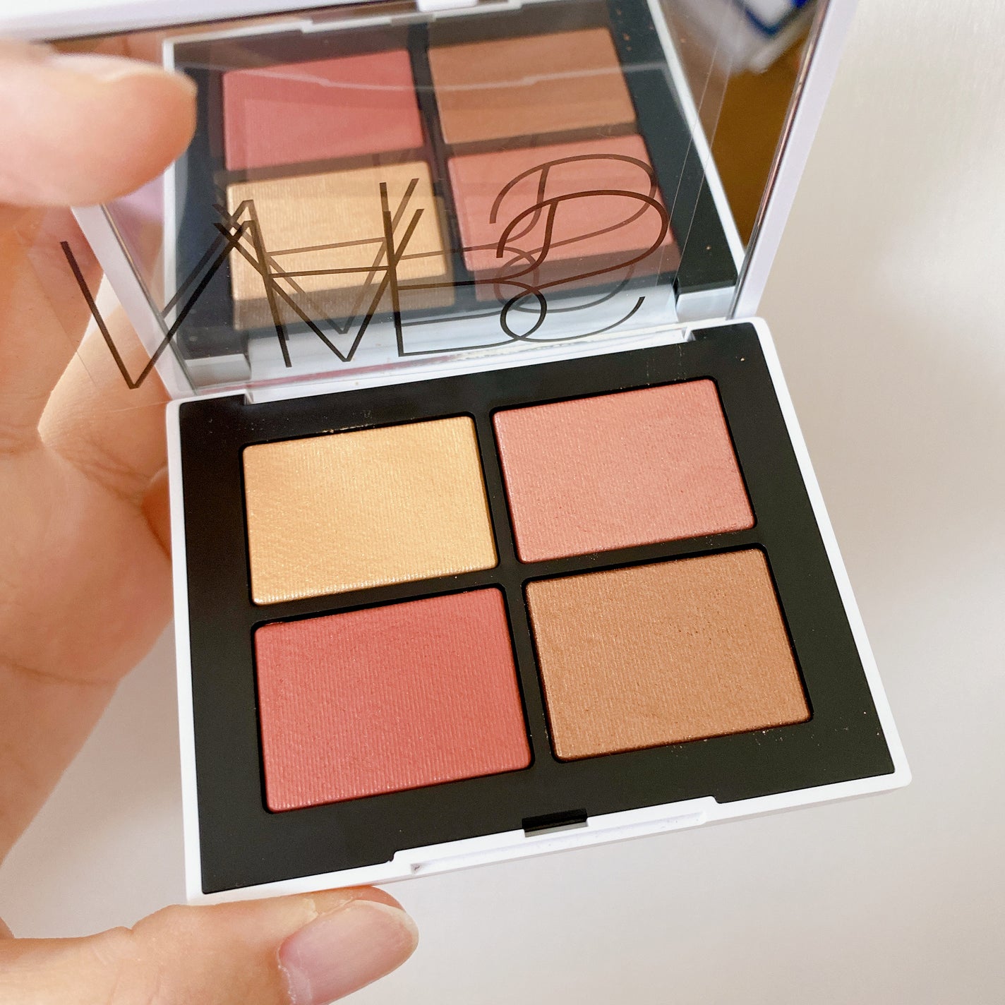 ライトリフレクティング クワッドアイシャドー/NARS/アイシャドウパレットを使ったクチコミ(1枚目)