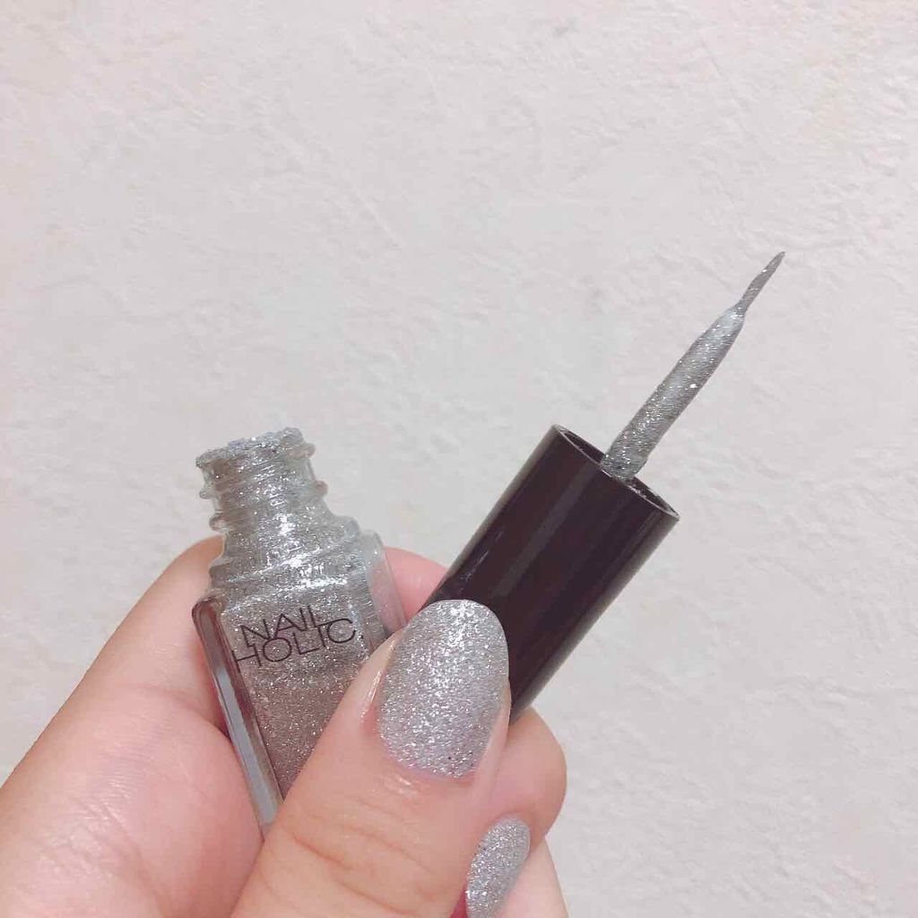 ネイルホリック アート SV082/ネイルホリック/マニキュアを使ったクチコミ（3枚目）