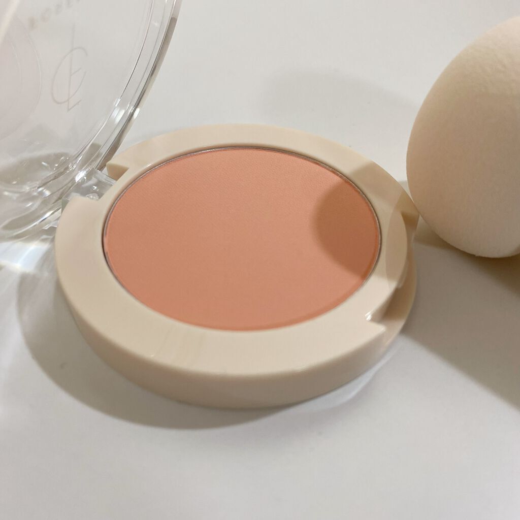 フルーアブラッシャーパフ付き/フォレンコス/パウダーチークを使ったクチコミ（2枚目）