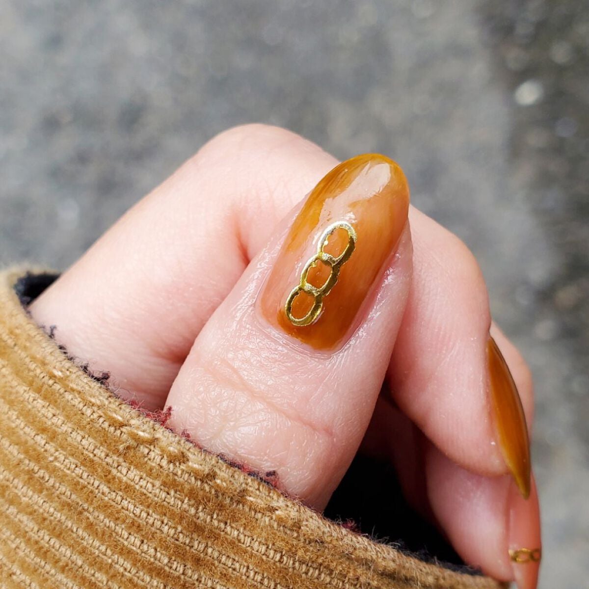 カラフルネイルズ/キャンメイク/マニキュアを使ったクチコミ(4枚目)