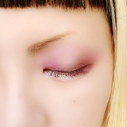 PRETTY MUCH/ColourPop/アイシャドウパレットを使ったクチコミ(4枚目)