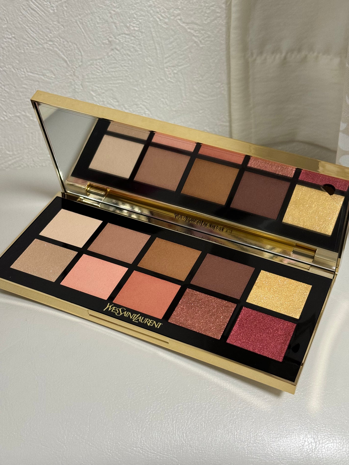 クチュール カラー クラッチ/YVES SAINT LAURENT BEAUTE/アイシャドウパレットを使ったクチコミ(1枚目)