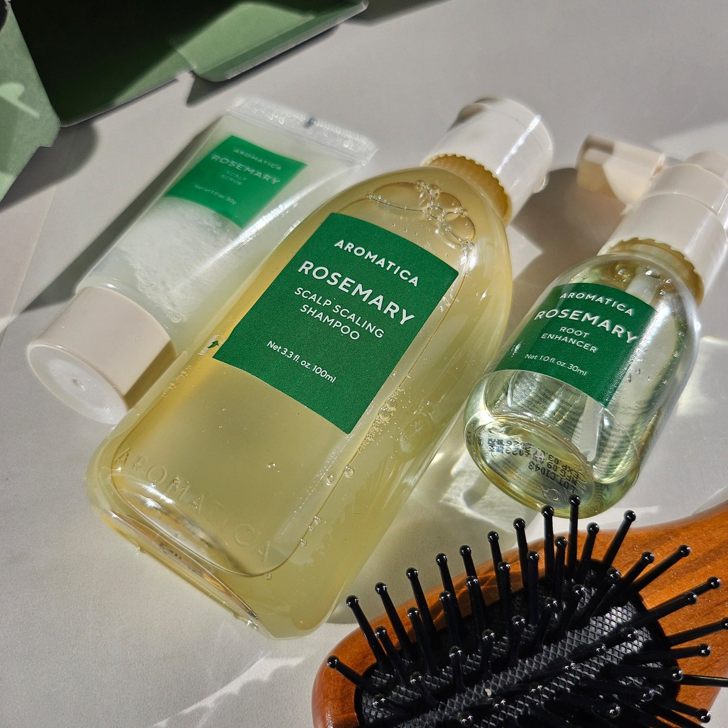 ローズマリーヘアケアキット/AROMATICA/ヘッドスクラブを使ったクチコミ(3枚目)