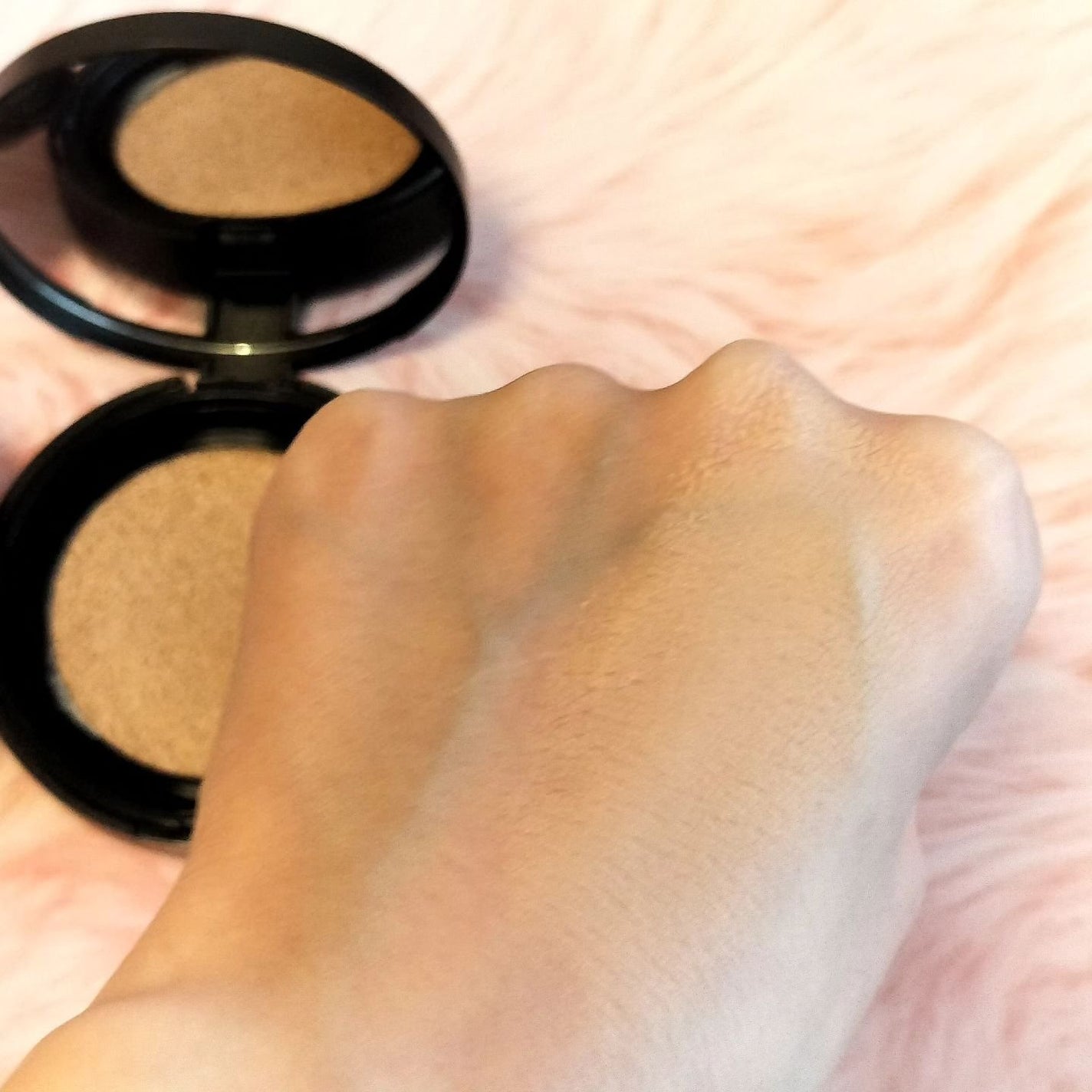 ベルベットジュエルクッション/BIVABOO/クッションファンデーションを使ったクチコミ(3枚目)