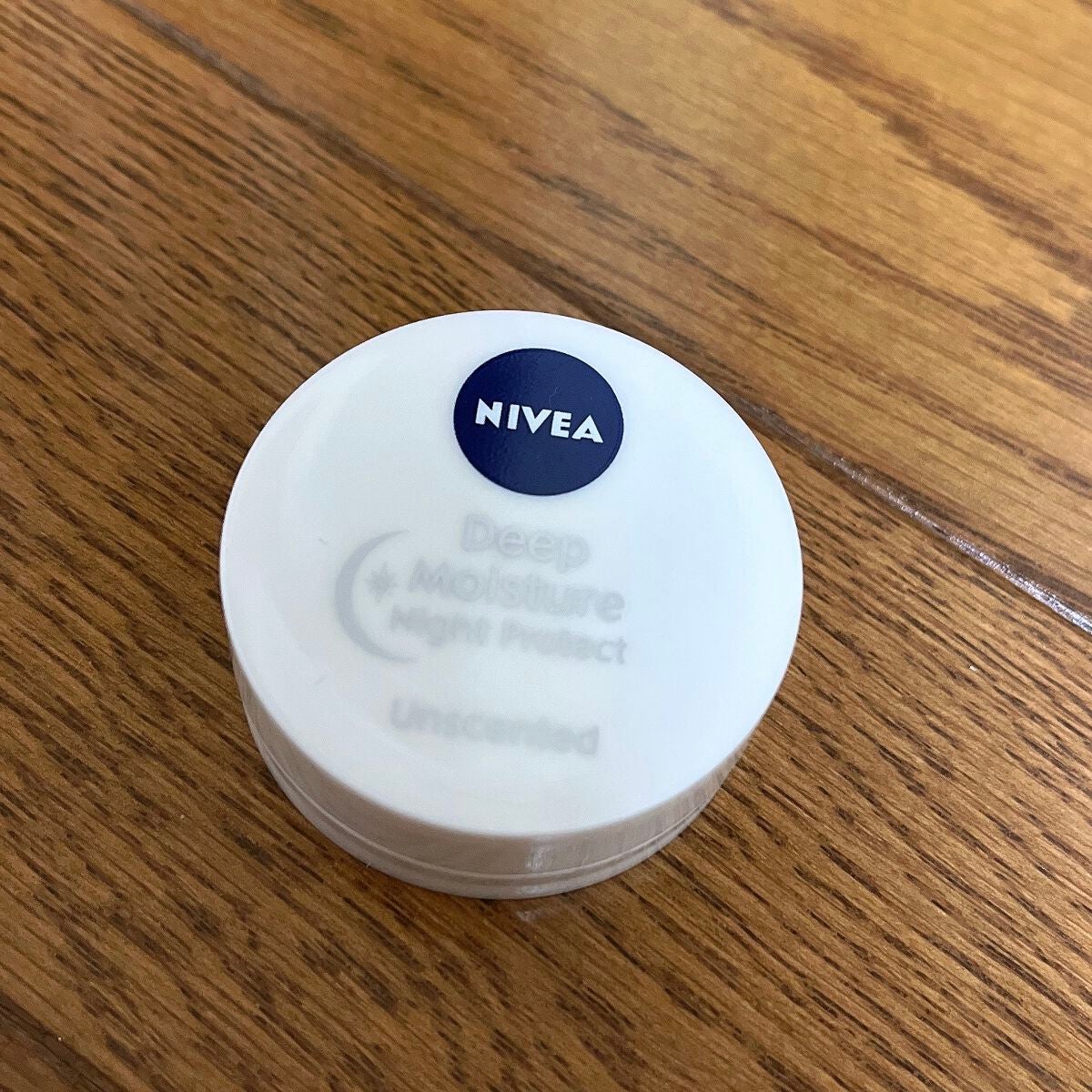 ディープモイスチャーナイトプロテクト 無香料/ニベア/リップマスクを使ったクチコミ(1枚目)