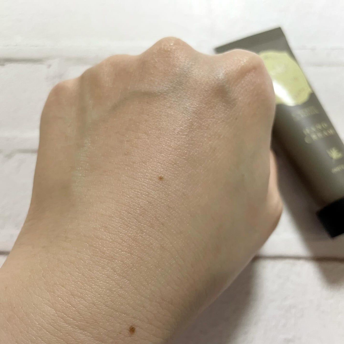 ティータイム ハンドクリーム ホワイトティーの香り/BIBIDAY/ハンドクリームを使ったクチコミ(3枚目)