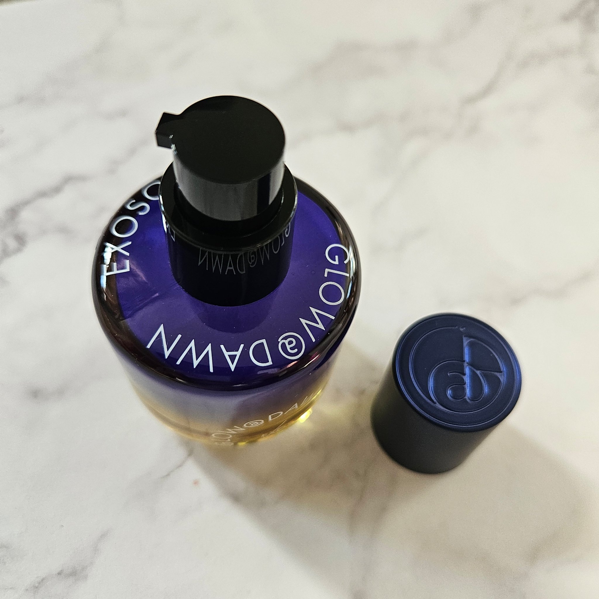 1stエクソソーム VCセラム/GLOW@DAWN/美容液を使ったクチコミ（2枚目）