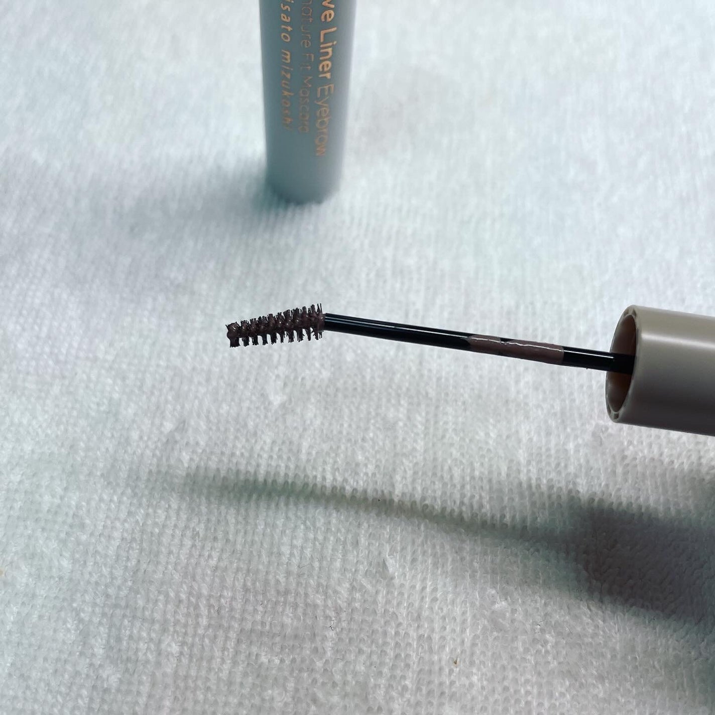 ラブ・ライナー シグネチャーフィットマスカラ MMC2<アイブロウ>/ラブ・ライナー/眉マスカラを使ったクチコミ(3枚目)