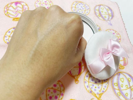 すっぴんパウダー パステルローズの香り/クラブ/プレストパウダーを使ったクチコミ(5枚目)